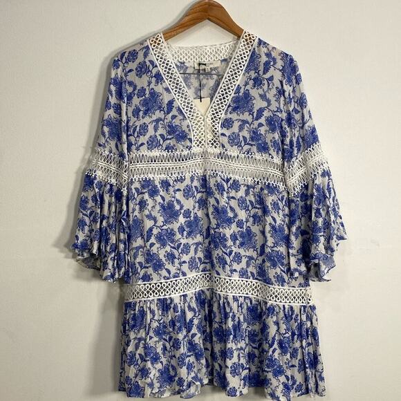 Solitaire Hand Crafted Coverup Floral Small - Picture 1 of 7